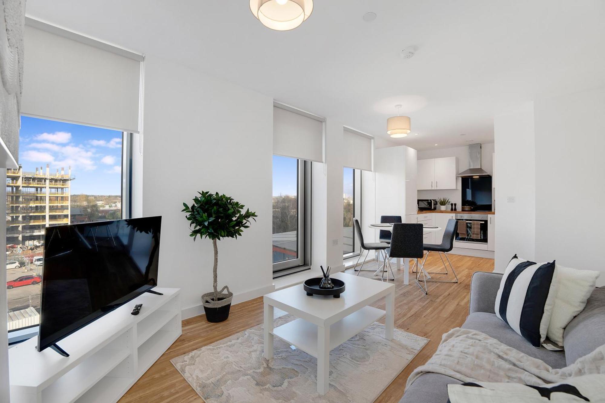 Luxury 2br In Media Appartement
